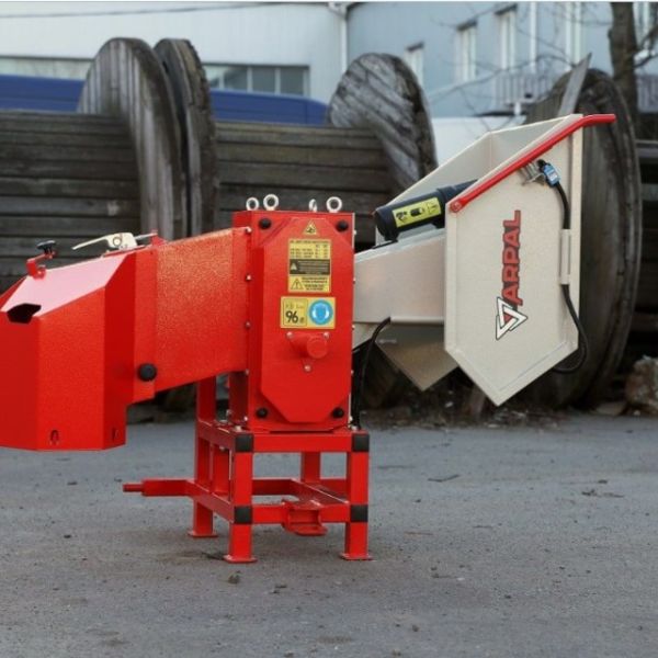 Подрібнювач гілок АМ-120ТР Мах