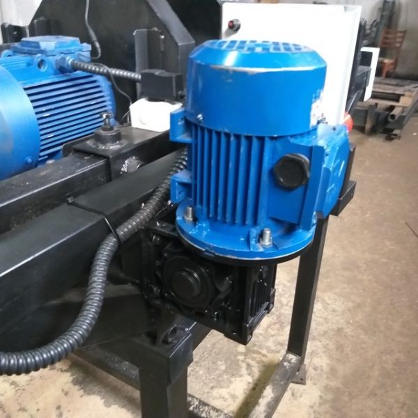 Кромкообрізний станок до 100 мм