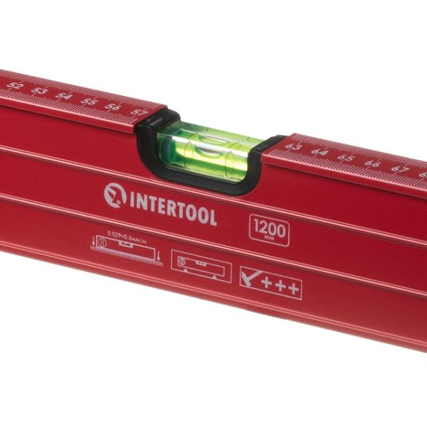 Рівень з поворотною капсулою 1200мм. 3 капсули INTERTOOL MT-1272