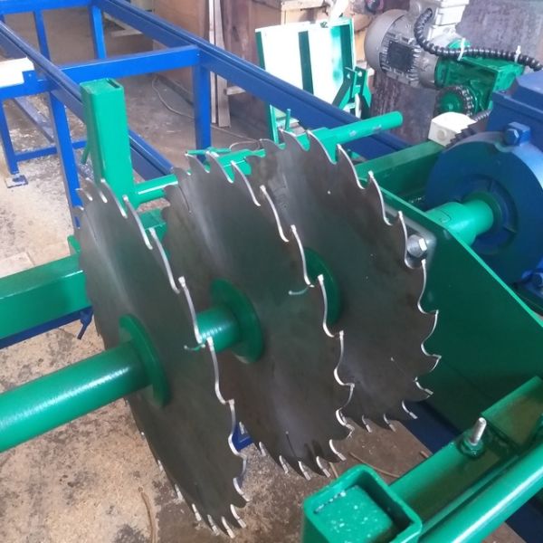 Багаопил,поздовжньо-обрізний верстат.кромкообрізний станок.